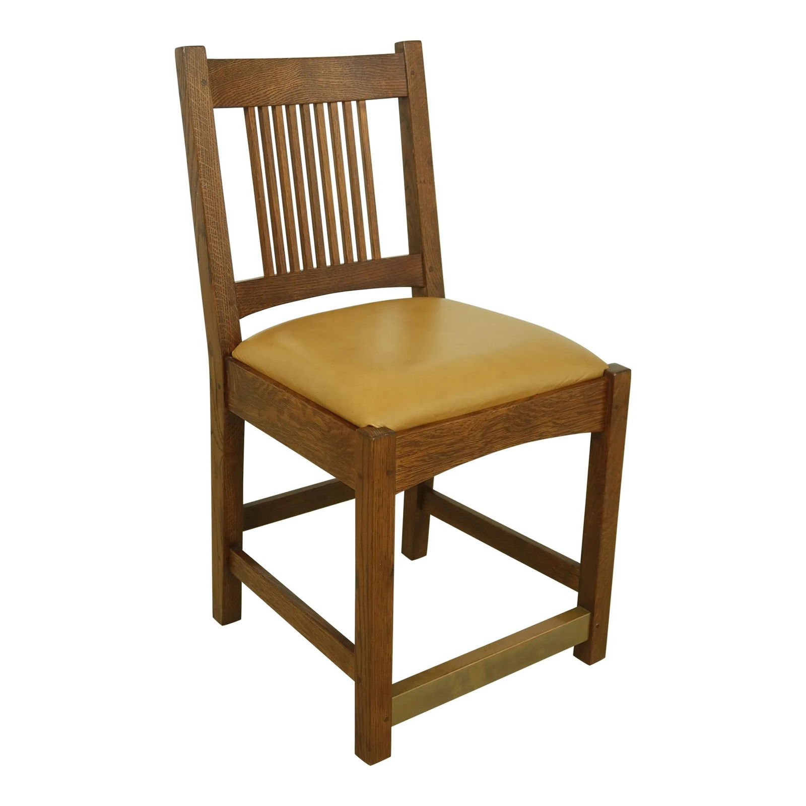 Stickley Mission Oak Arts & Crafts Chair with Leather Seat: Stickley Mission Oak Arts & Crafts Chair with Leather Seat This Stickley Mission Oak Arts & Crafts Chair, crafted around 2006, showcases quality construction and timeless design. It features a spindle