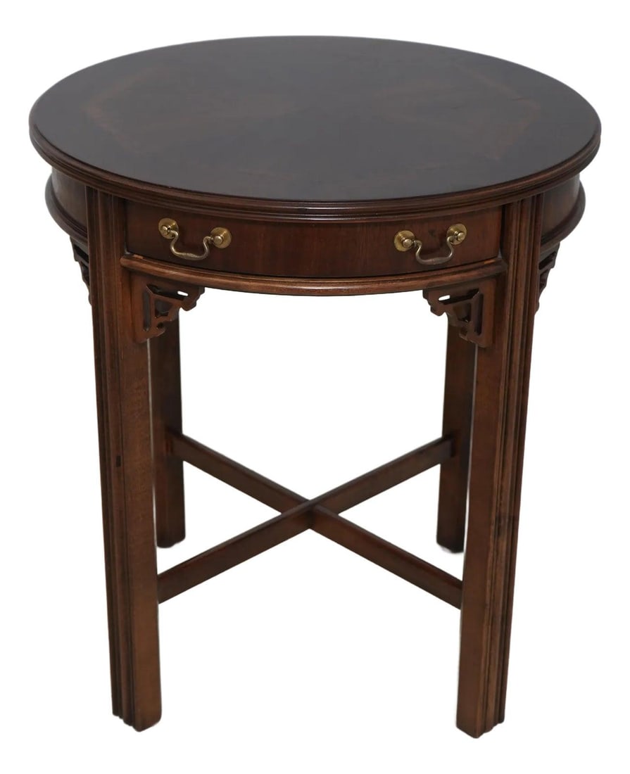 Lane Mahogany Chippendale Round Lamp Table with Dovetailed Drawer (1 of 10)