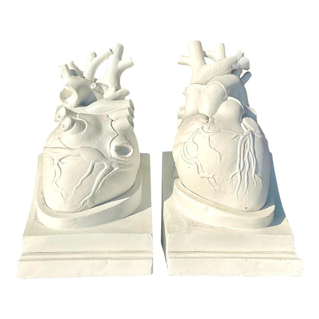 Vintage Boho Plaster Heart Bookends by Goldman and Belski 1950s - Set of 2: Vintage Boho Plaster Heart Bookends by Goldman and Belski 1950s - Set of 2 This stunning set of vintage Boho plaster bookends captures the essence of the 1950s with their unique heart design. Each pie