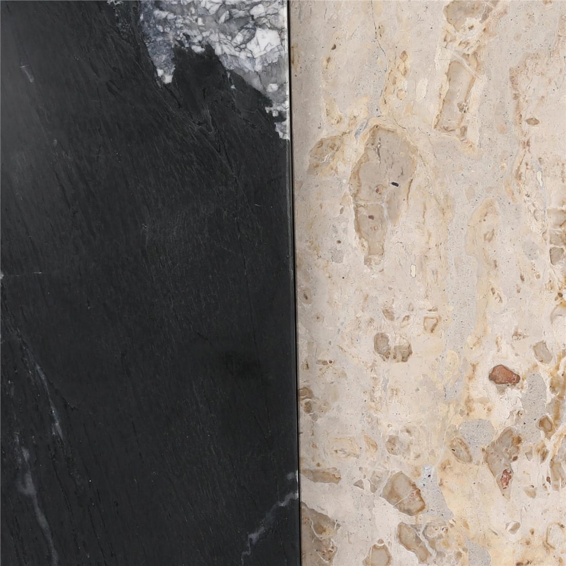 Elegant Cream Marble Table Pair for Living Rooms: Elegant Cream Marble Table Pair for Living Rooms Elevate your living space with this stunning pair of luxury marble tables, designed to enhance the elegance of any room. Crafted from high-quality marb