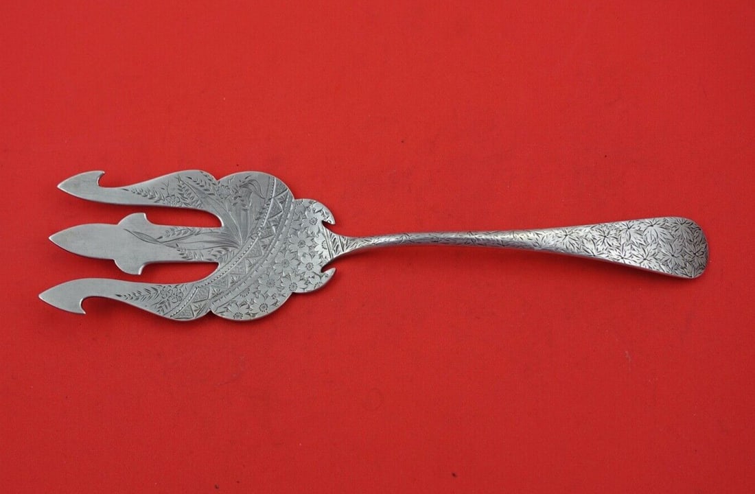 Seymour Woodbine Engraved Sterling Silver Salad Serving Fork 9 7/8" 3-Tine: Seymour Woodbine Engraved Sterling Silver Salad Serving Fork 9 7/8" 3-Tine Elevate your dining experience with this exquisite Woodbine Engraved Salad Serving Fork by Seymour. Crafted from high-quality