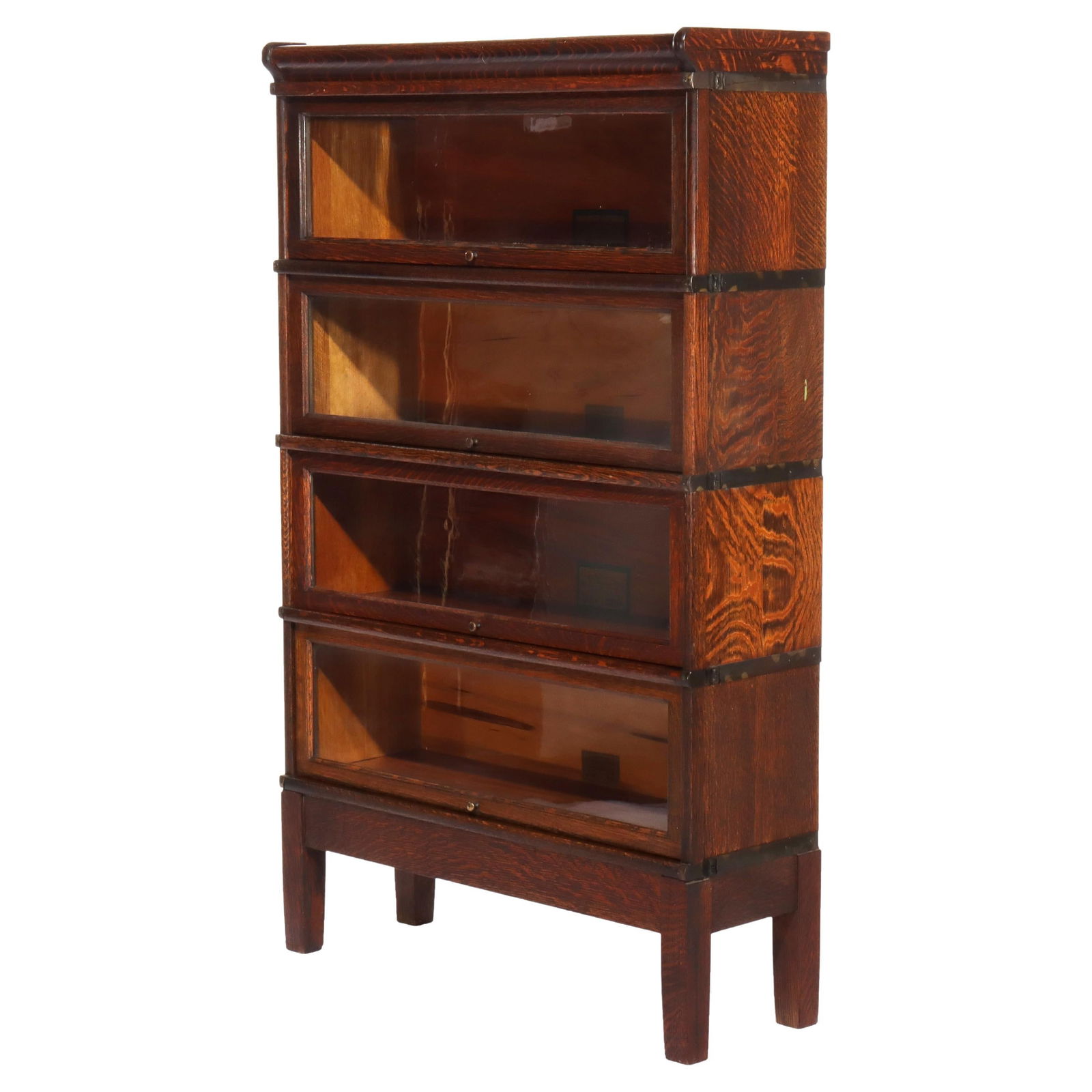 Antique Globe Wernicke Oak Four Stack Bookcase C1920 Arts and Crafts: Antique Globe Wernicke Oak Four Stack Bookcase C1920 Arts and Crafts This antique Globe Wernicke barrister bookcase, dating from circa 1920, showcases a beautiful Arts and Crafts style. Crafted from s