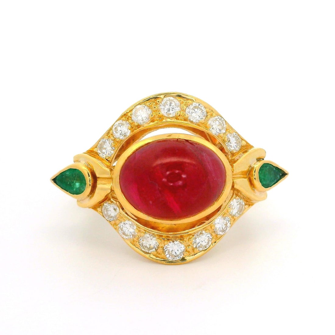 Unique Vintage 18k Yellow Gold Ruby Emerald Diamond Cocktail Ring: Unique Vintage 18k Yellow Gold Ruby Emerald Diamond Cocktail Ring This stunning vintage cocktail ring features a unique design with a wide band crafted from 18k yellow gold, showcasing a vibrant combi