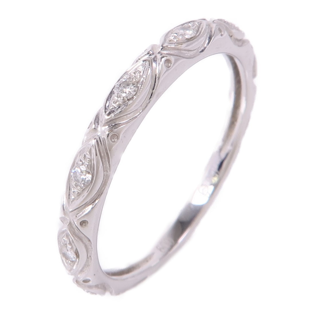 Elegant Diamond Ring in 18K White Gold US Size 6.25 (1 of 8)