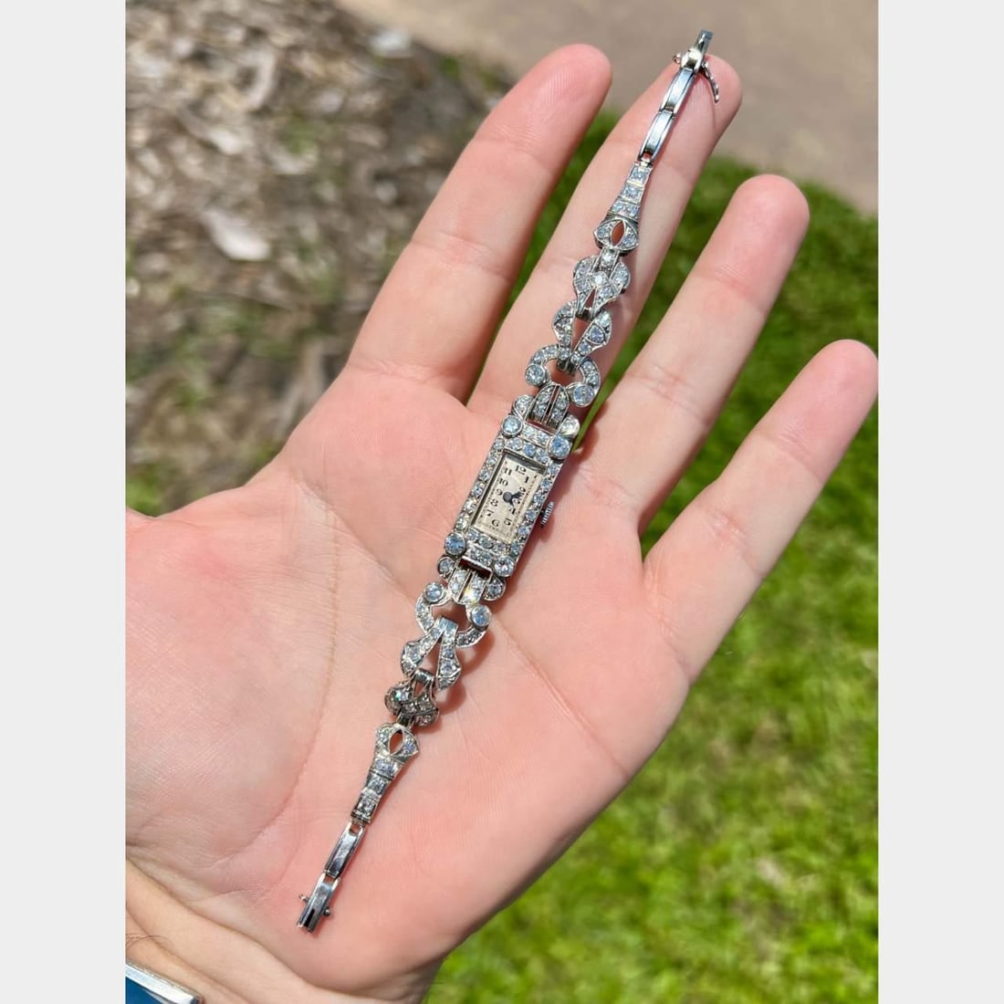 Art Deco Platinum Diamond Cocktail Watch 94 Diamonds 5.00 Ct F-H VS1-SI1: Art Deco Platinum Diamond Cocktail Watch 94 Diamonds 5.00 Ct F-H VS1-SI1 This exquisite Art Deco cocktail watch is crafted from platinum and adorned with 94 European-cut diamonds, totaling approximate