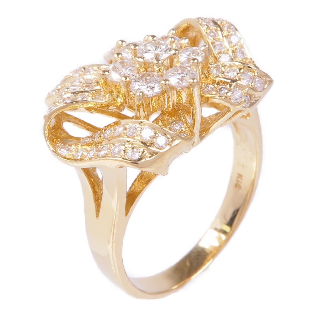 Elegant 18K Yellow Gold Diamond Ring US Size 7.25: Elegant 18K Yellow Gold Diamond Ring US Size 7.25 This exquisite diamond ring features a stunning design crafted from 18K yellow gold, offering a beautiful contrast with the clear diamond centerpiece.