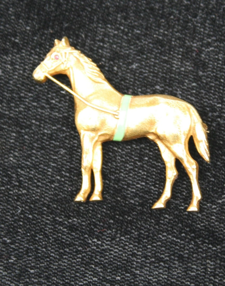 Antique French 14K Gold Ruby Enameled Horse Brooch Signed: Antique French 14K Gold Ruby Enameled Horse Brooch Signed This exquisite early 1900s French brooch features a beautifully crafted horse design, skillfully made from 14K yellow gold and adorned with in