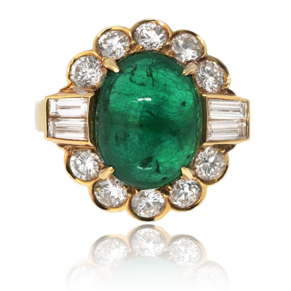 Van Cleef & Arpels 1960's 18K Gold Emerald Diamond Ring 6.08ct: Van Cleef & Arpels 1960's 18K Gold Emerald Diamond Ring 6.08ct Experience the timeless elegance of this vintage Van Cleef & Arpels ring, an exquisite piece that embodies luxury and sophistication. At