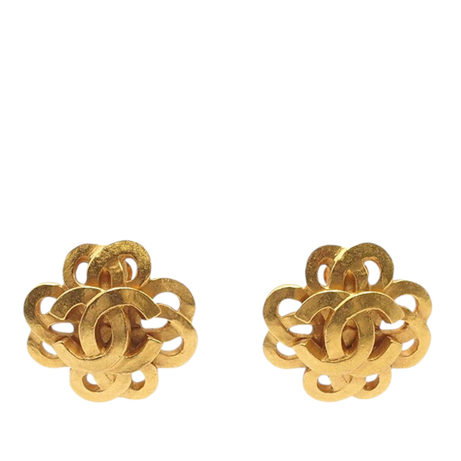 Chanel Gold Plated CC Flower Clip On Earrings France: Chanel Gold Plated CC Flower Clip On Earrings France Add a touch of elegance to your ensemble with these Chanel Gold Plated CC Flower Clip On Earrings. Crafted from gold-tone metal, these earrings sho