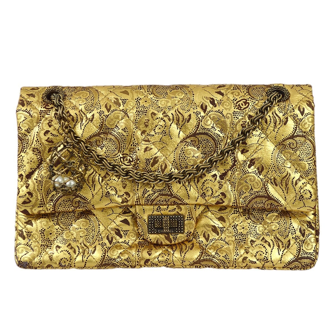 Chanel Classic Double Flap Gold Lambskin Shoulder Bag: Chanel Classic Double Flap Gold Lambskin Shoulder Bag Discover the elegance of the Chanel Gold Lambskin Paris-Moscow Classic Double Flap Shoulder Bag. This exquisite medium-sized shoulder bag features