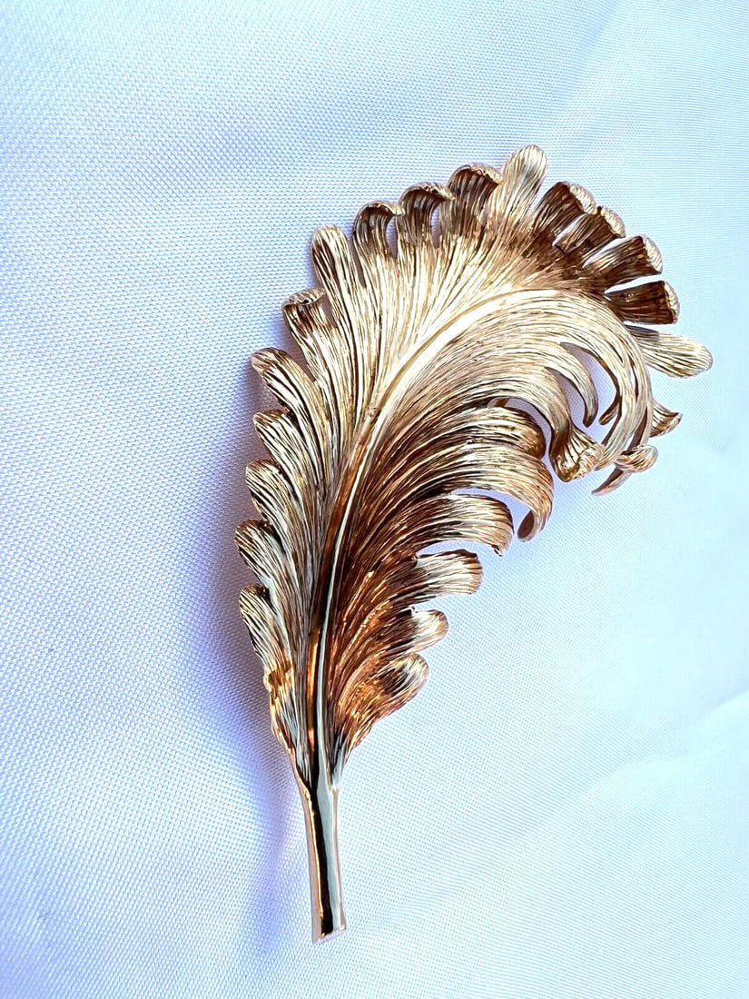 French 14K Gold Feather Brooch Vintage Design 3 x 2 Inch (1 of 9)