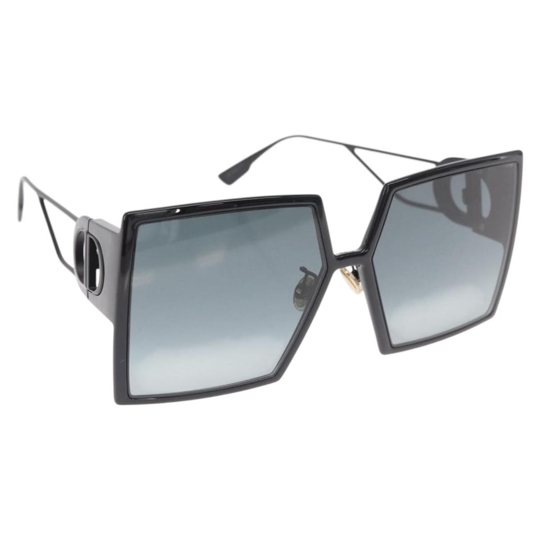 Christian Dior Black Metal Sunglasses with Case Auth 151205M: Christian Dior Black Metal Sunglasses with Case Auth 151205M Elevate your style with these exquisite Christian Dior sunglasses, crafted from high-quality metal in a sleek black finish. Designed in Ita