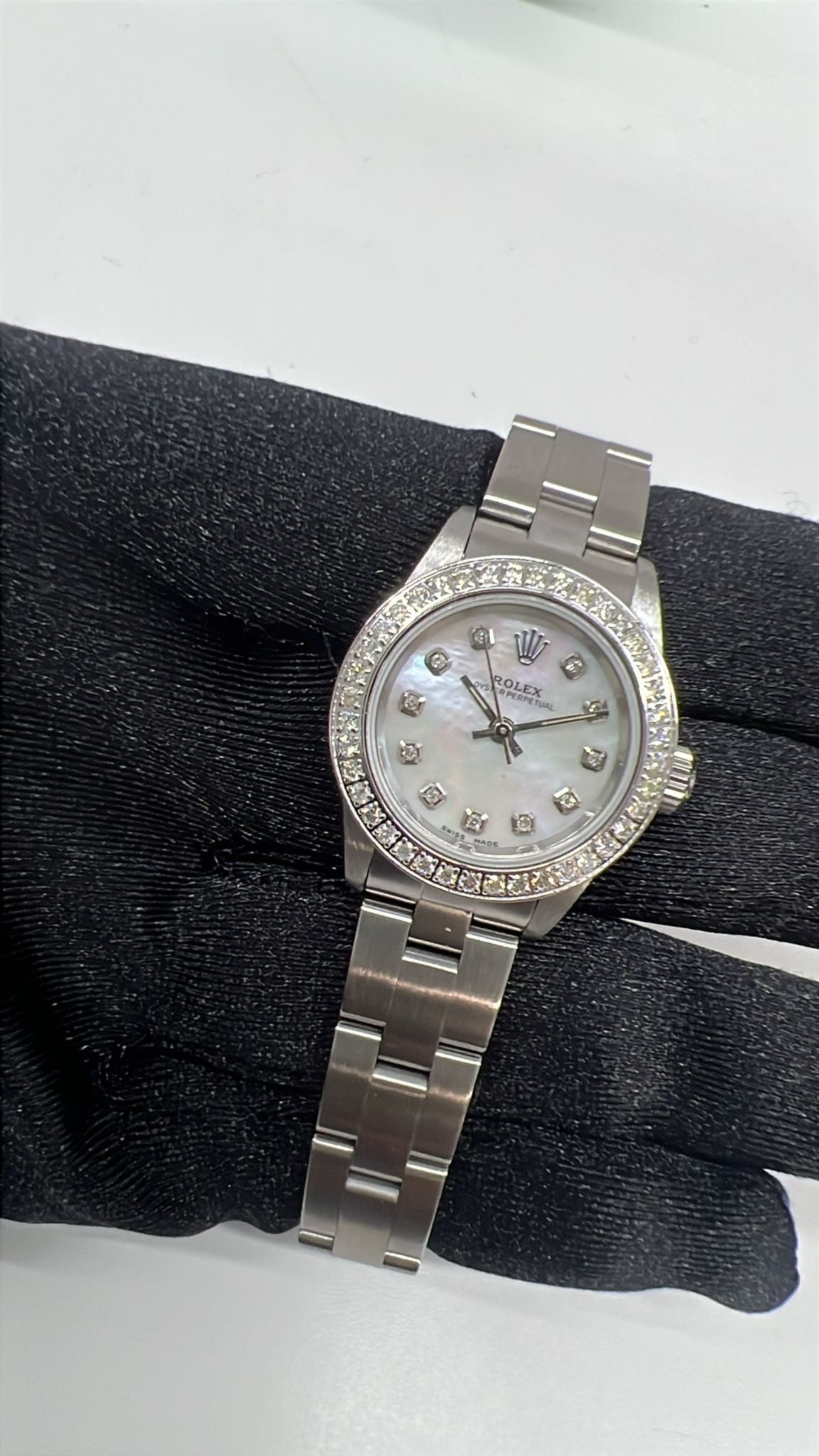 Rolex Oyster Perpetual 67180 Diamond Bezel White MOP Dial with Papers 1997 (1 of 4)