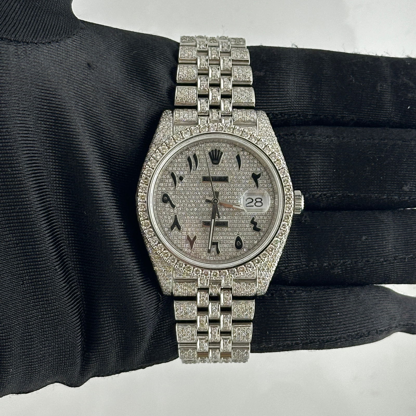 Rolex Datejust 126300 Iced Out Diamond Dial Jubilee Bracelet 2017: Rolex Datejust 126300 Iced Out Diamond Dial Jubilee Bracelet 2017 Introducing the Rolex Datejust, a timeless symbol of elegance and precision, featuring a stunning Diamond Dial that elevates its luxur