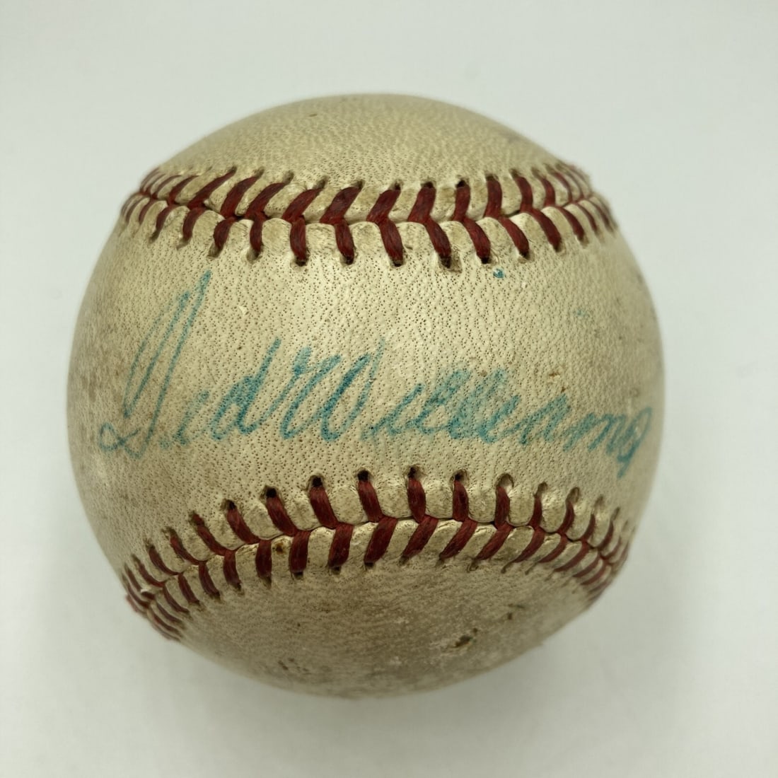 Ted Williams Signed 1950s American League Baseball JSA Certified: Ted Williams Signed 1950s American League Baseball JSA Certified This authentic baseball features the signature of Ted Williams from his playing days, specifically from the 1950s. It is a vintage Amer