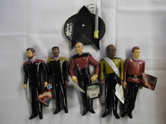 Marina Sirtis Signed Star Trek Vintage Figure Lot of 5 with Tags Set of 5: Marina Sirtis Signed Star Trek Vintage Figure Lot of 5 with Tags Set of 5 This vintage lot features a set of five figures from the iconic Star Trek series, each signed by the talented actress Marina S