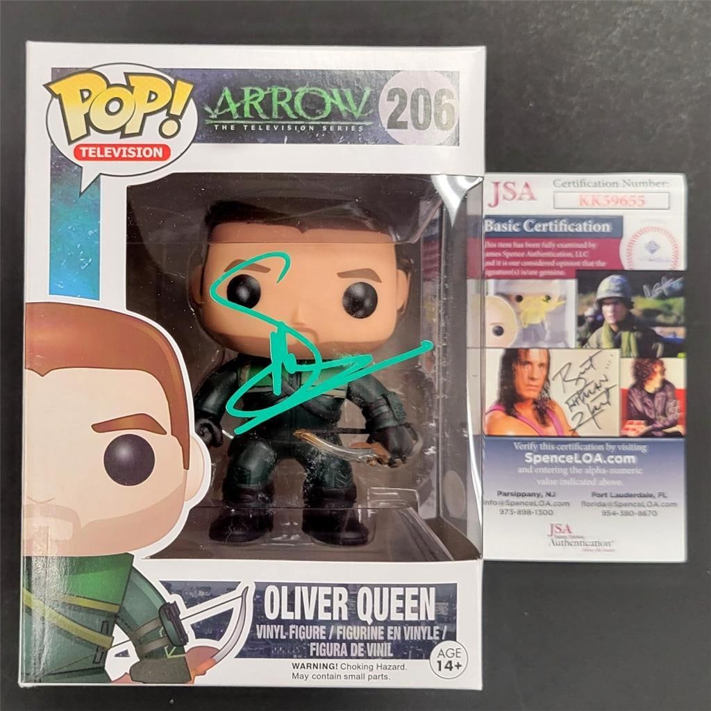 Stephen Amell Signed Arrow Oliver Queen Funko Pop JSA Authenticated: Stephen Amell Signed Arrow Oliver Queen Funko Pop JSA Authenticated Add a touch of fandom to your collection with this original Funko Pop! figure of Oliver Queen from the hit show Arrow. This collecti