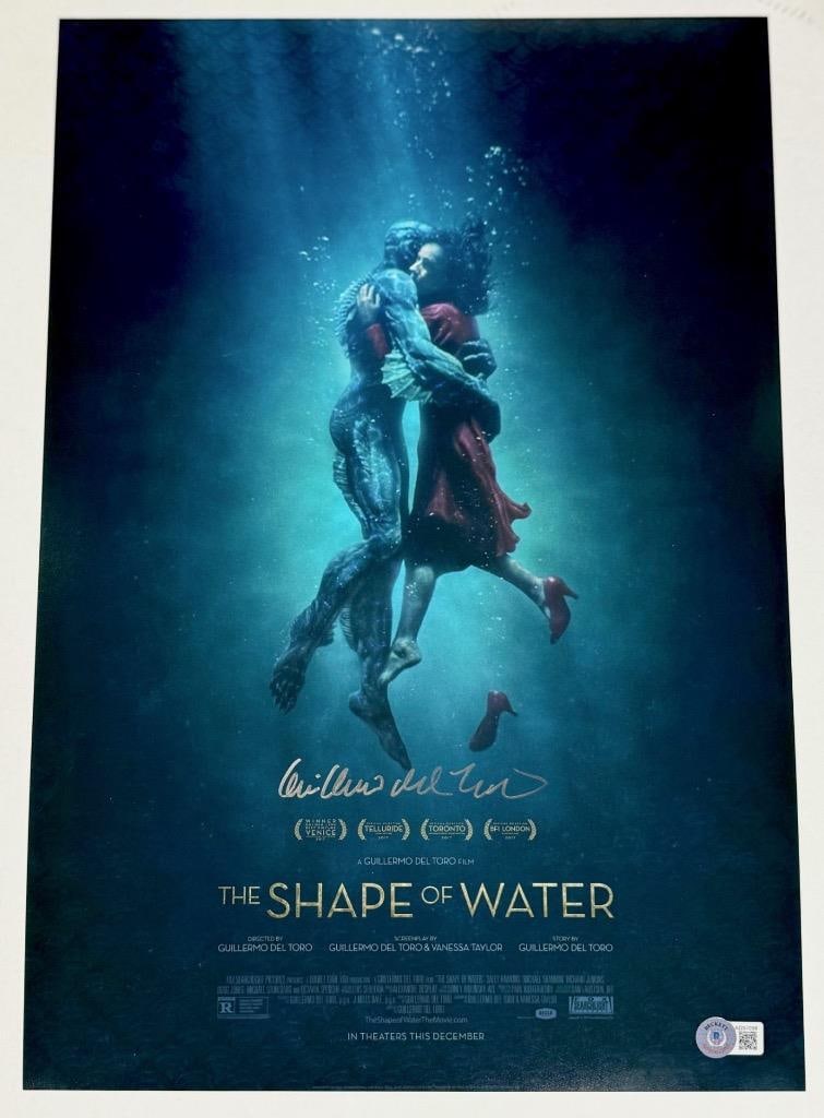Guillermo Del Toro Signed The Shape of Water 12x18 Photo Beckett Authenticated: Guillermo Del Toro Signed The Shape of Water 12x18 Photo Beckett Authenticated This original photograph features the signature of acclaimed filmmaker Guillermo Del Toro, known for his unique storytell