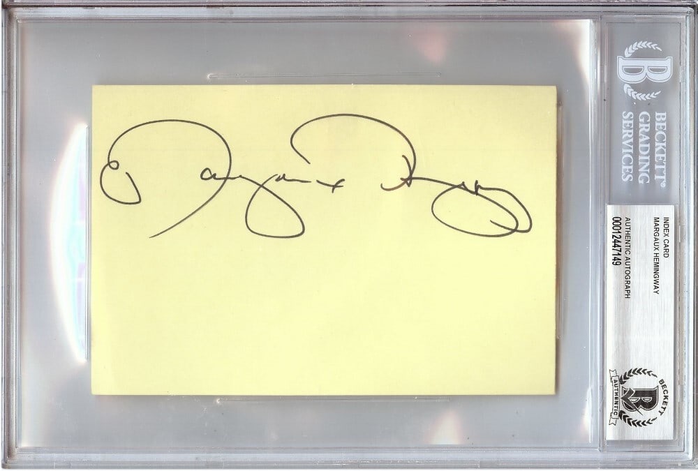 Margaux Hemingway Autographed Index Card 4x6 Beckett Certified: Margaux Hemingway Autographed Index Card 4x6 Beckett Certified This is a Margaux Hemingway signed autographed index card, featuring the iconic supermodel's signature. The index card measures 4x6 inche
