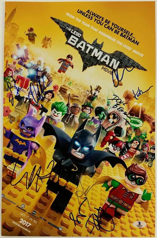 THE LEGO BATMAN MOVIE Cast Signed 11x17 Photo with Beckett BAS COA: THE LEGO BATMAN MOVIE Cast Signed 11x17 Photo with Beckett BAS COA This is an original 11x17 photograph from THE LEGO BATMAN MOVIE, featuring a cast of nine signatures, including that of Will Arnett.