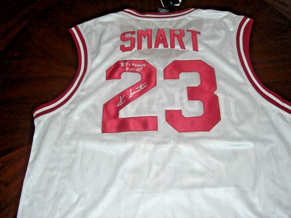 Keith Smart Signed Indiana Hoosiers 87 Adidas Jersey with COA: Keith Smart Signed Indiana Hoosiers 87 Adidas Jersey with COA Elevate your basketball memorabilia collection with this officially licensed Adidas jersey, signed by Keith Smart, a celebrated player of
