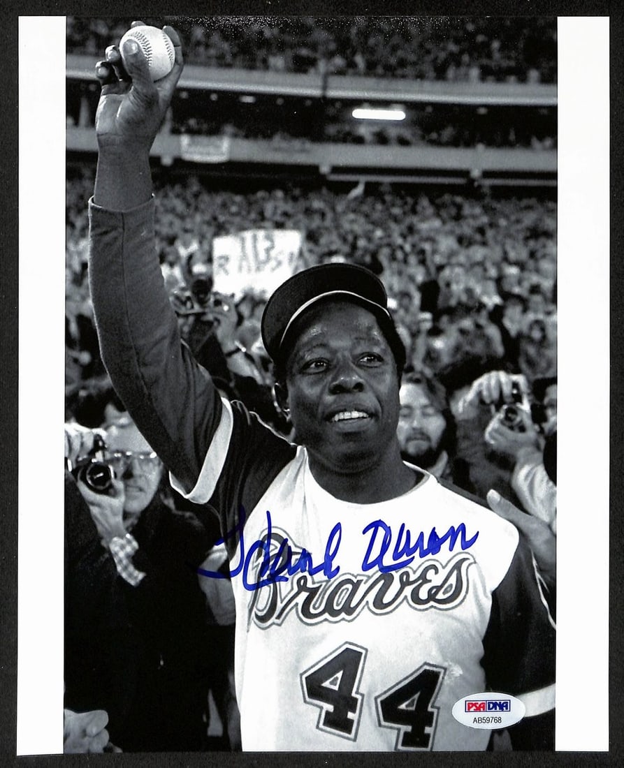 Hank Aaron Signed 8x10 Black and White Home Run Photo PSA/DNA Braves (1 of 2)