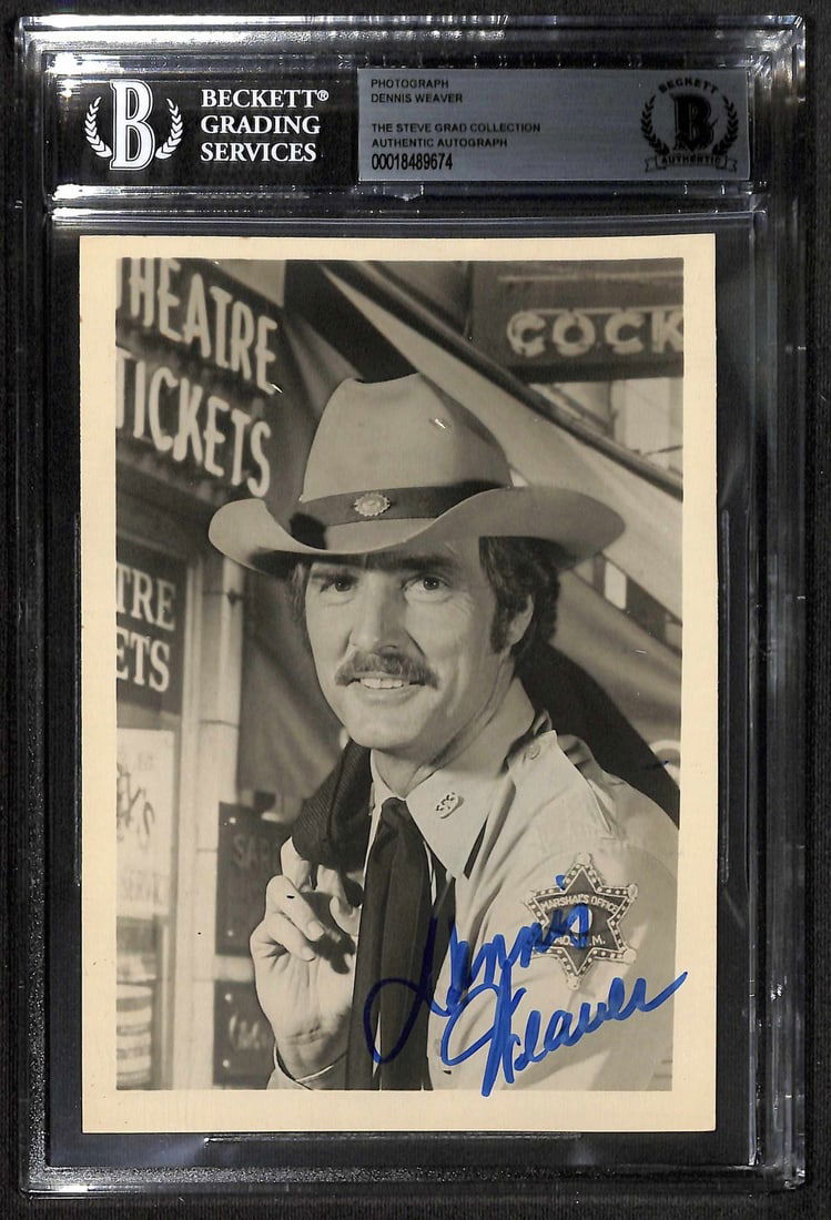 Dennis Weaver Signed 9x6 Photo Gunsmoke McCloud BECKETT Authenticated (1 of 1)
