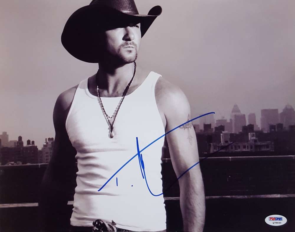 Tim McGraw Signed 11x14 Photograph PSA/DNA Authenticated Country Music Memorabilia (1 of 1)
