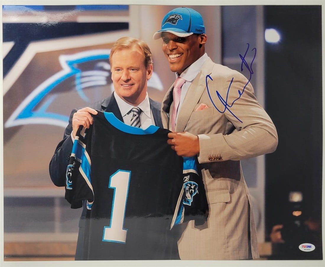 Cam Newton Autographed 16x20 Photo Carolina Panthers PSA/DNA: Cam Newton Autographed 16x20 Photo Carolina Panthers PSA/DNA This stunning 16x20 photo features Cam Newton, the celebrated quarterback of the Carolina Panthers, showcasing his signature. An original p