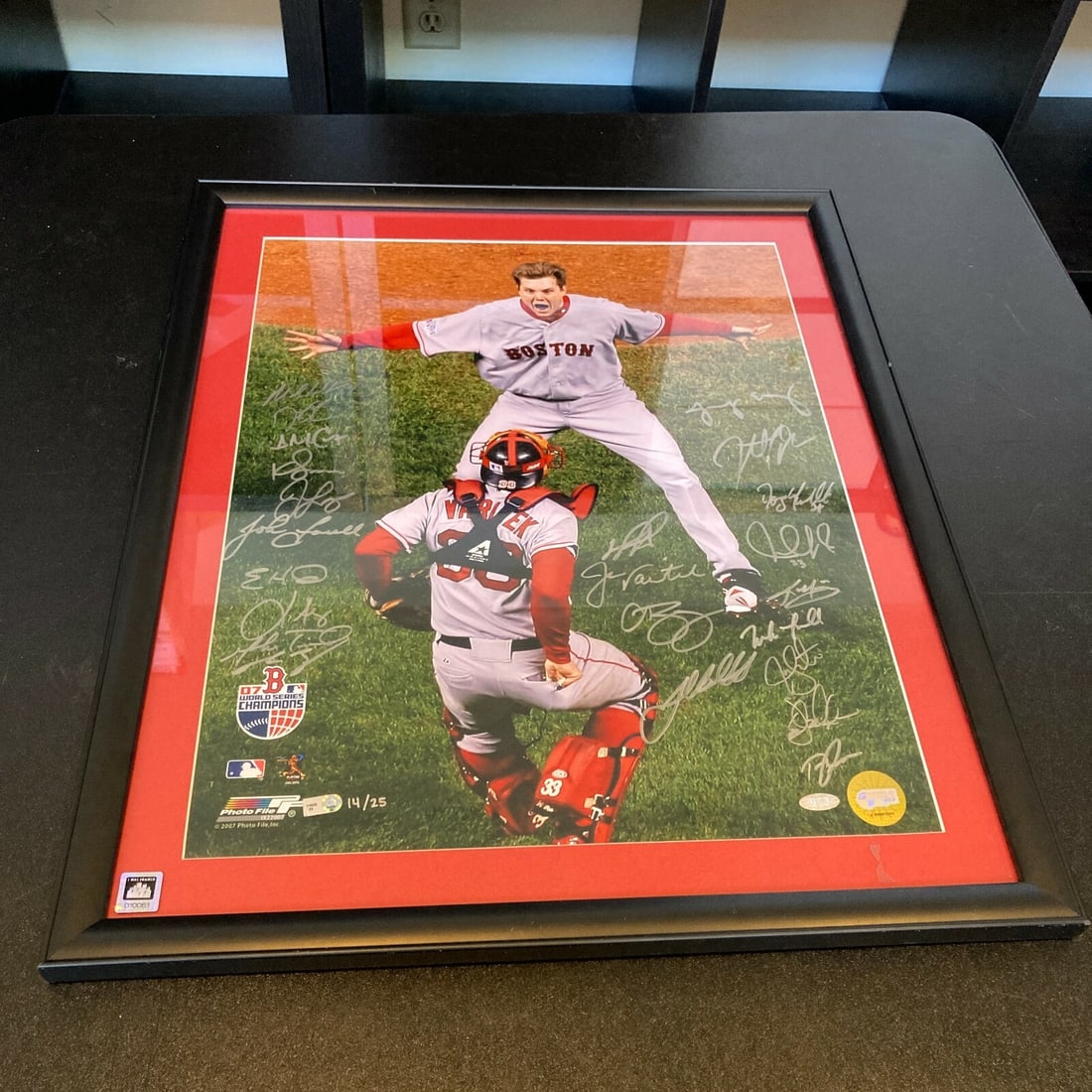 2007 Boston Red Sox Team Signed 16x20 Photo MLB Authenticated Limited 14/25 (1 of 11)