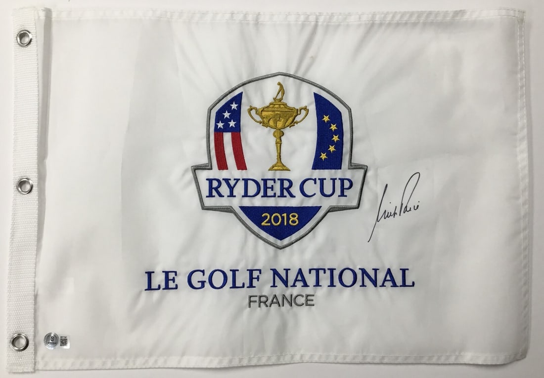 Nick Price Signed 2018 Ryder Cup Flag Authenticated by Beckett (1 of 4)