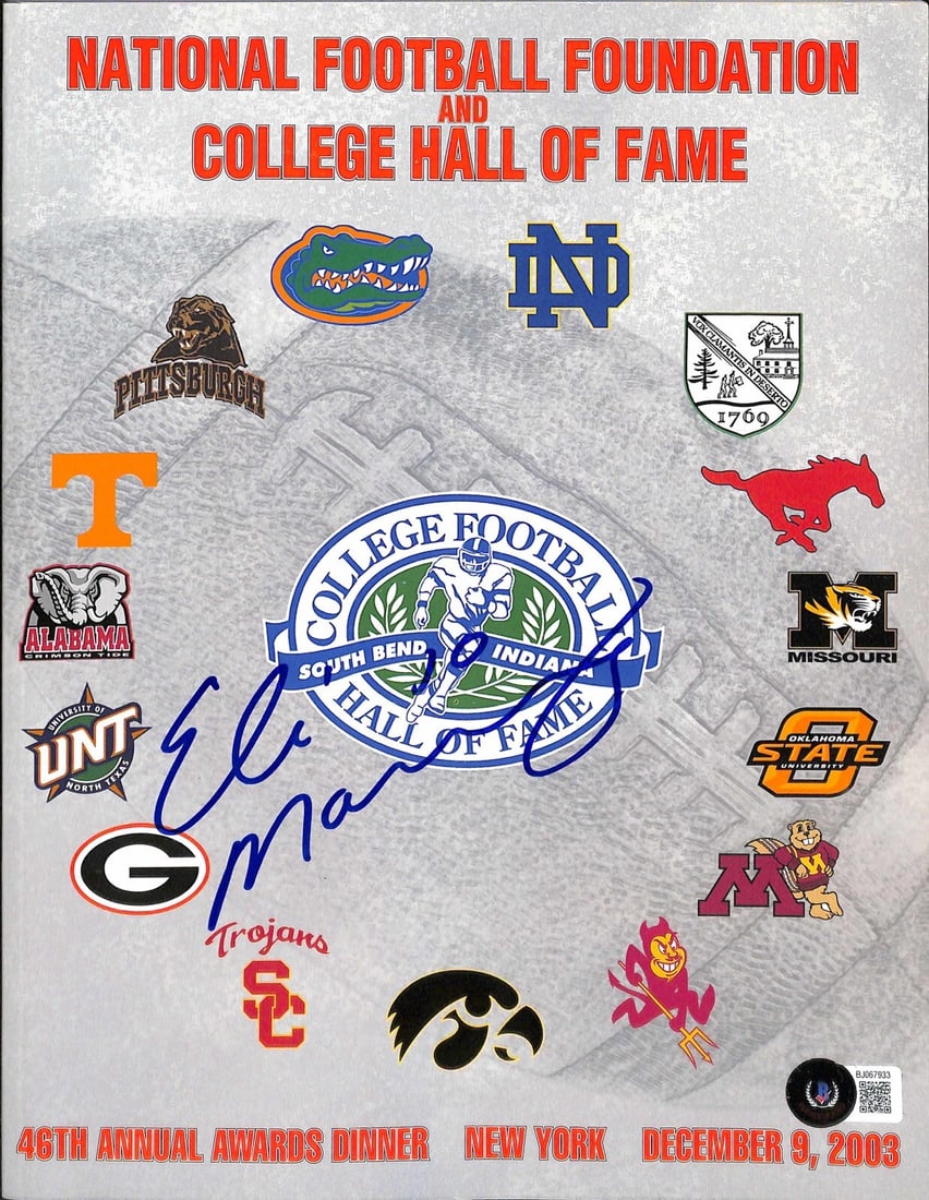 Eli Manning Signed Sports Illustrated Program Beckett Authenticated (1 of 1)