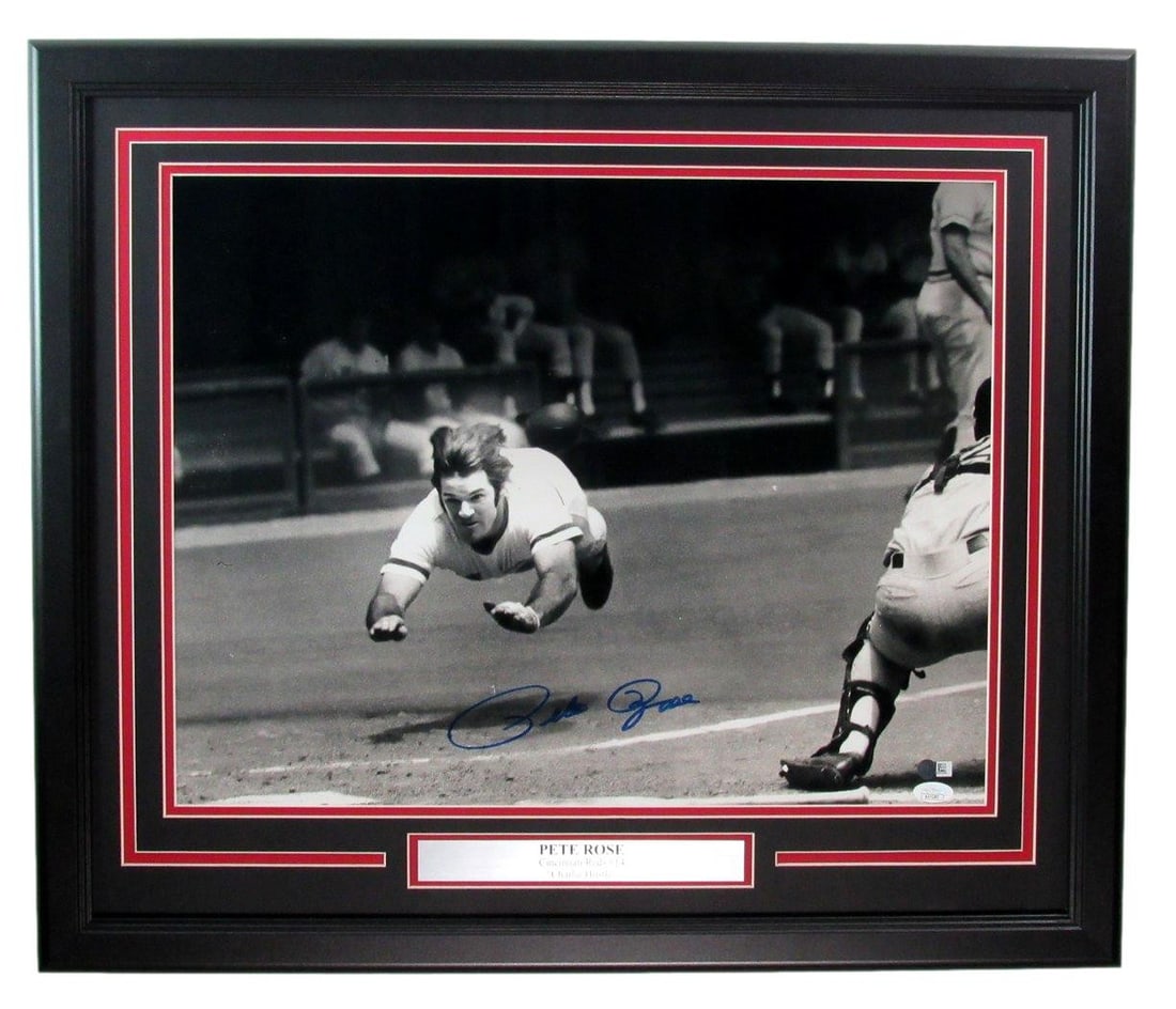 Framed 16x20 Pete Rose Cincinnati Reds Photo Signed with JSA Authentication (1 of 4)