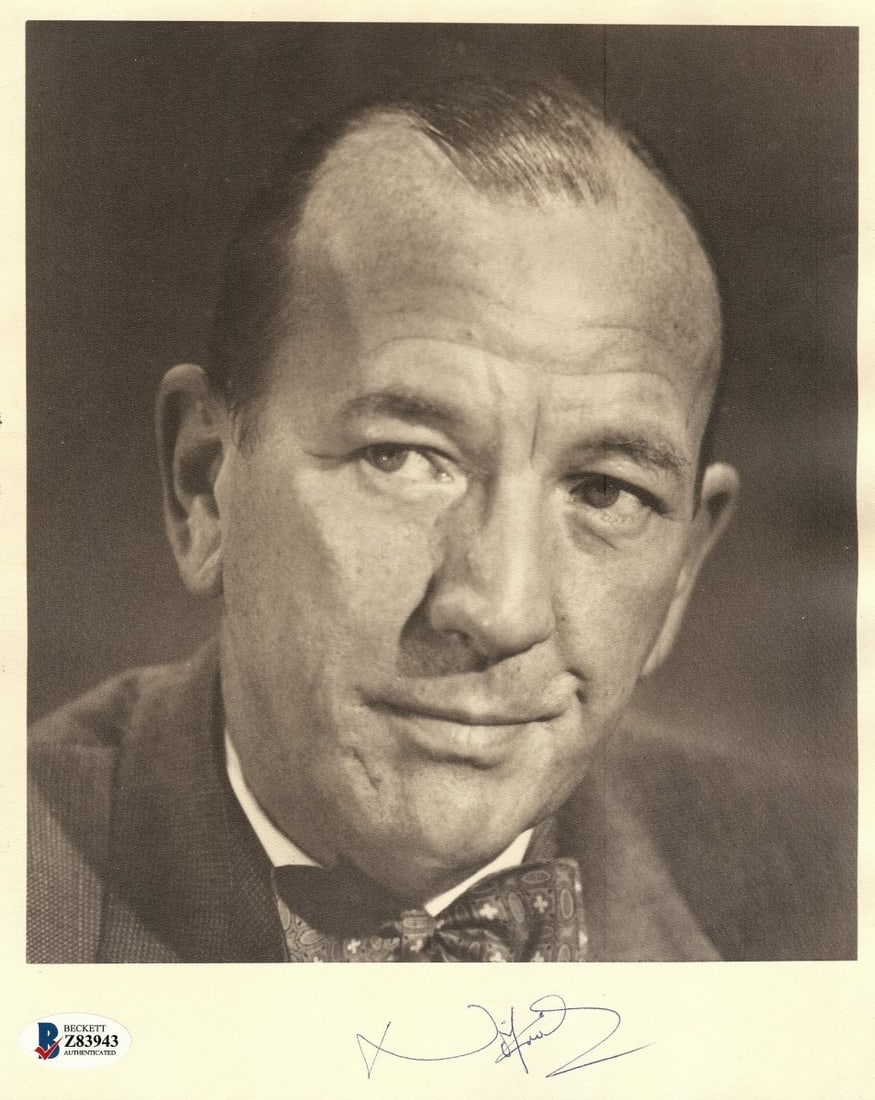 Noel Coward Autographed 8X10 Photo Beckett Authenticated (1 of 2)