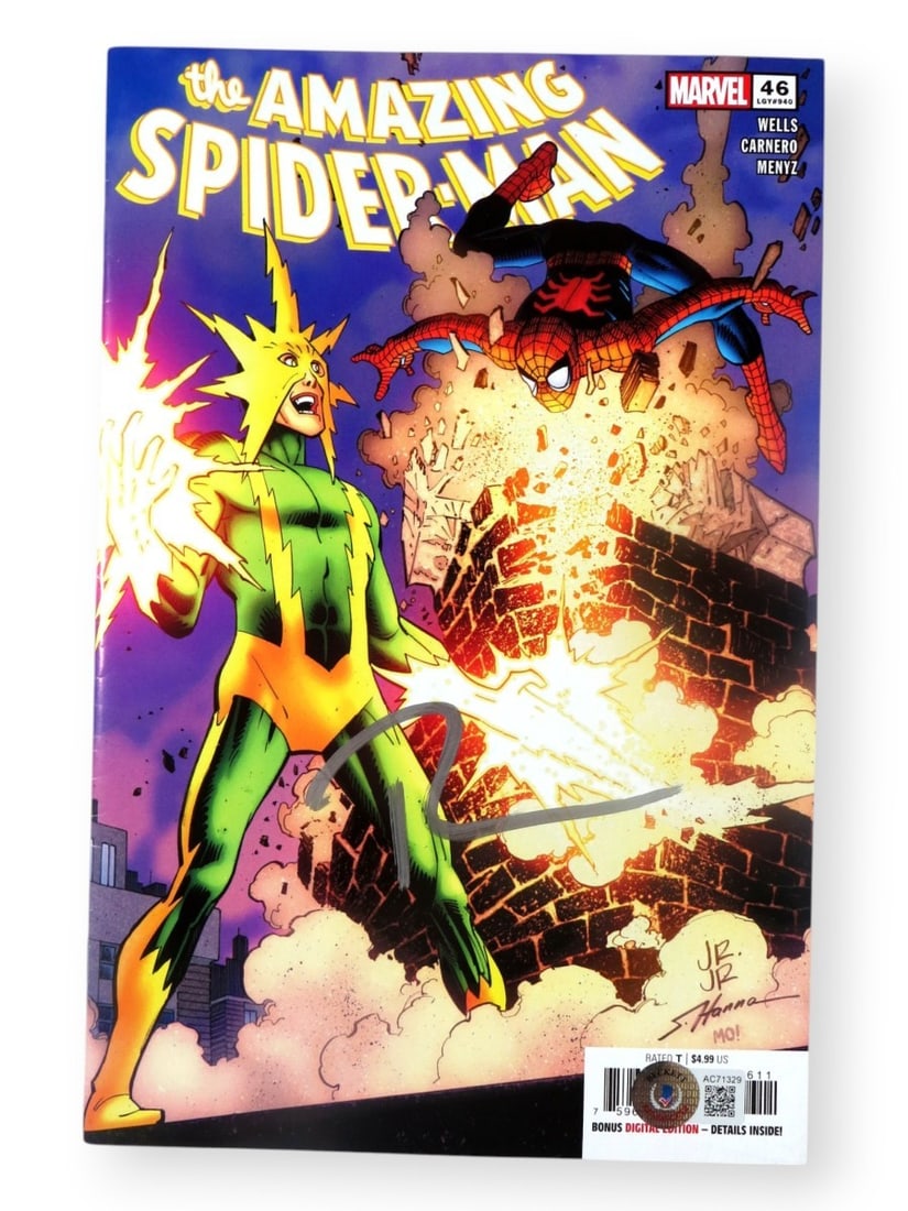 Tobey Maguire Autographed Amazing Spider-Man Comic Book Beckett Authenticated (1 of 3)