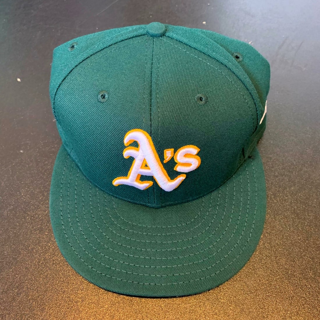 Bob Melvin 2018 Game Used Cap MLB Wild Card Authentic Hologram JB836349 (1 of 7)
