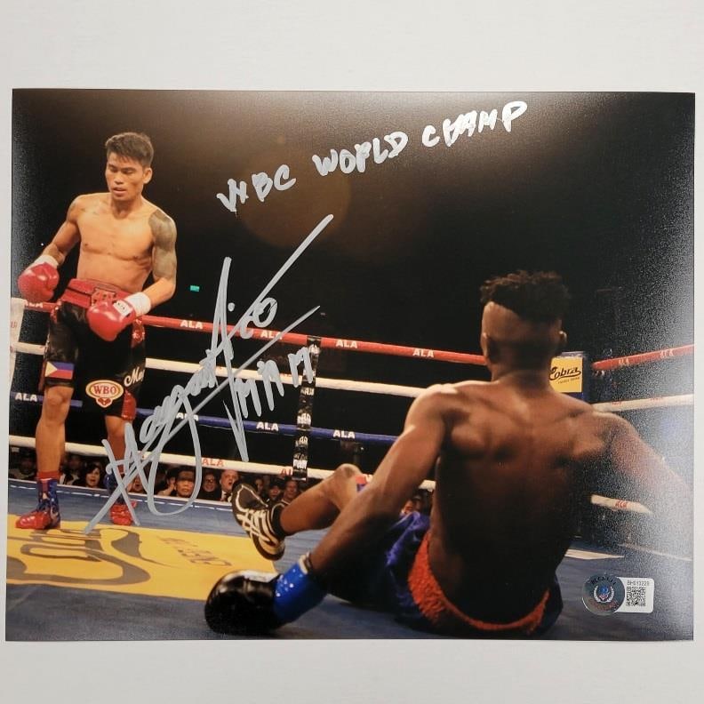 Mark Magsayo Signed WBC World Champion 8x10 Photo Beckett Authenticated (1 of 3)