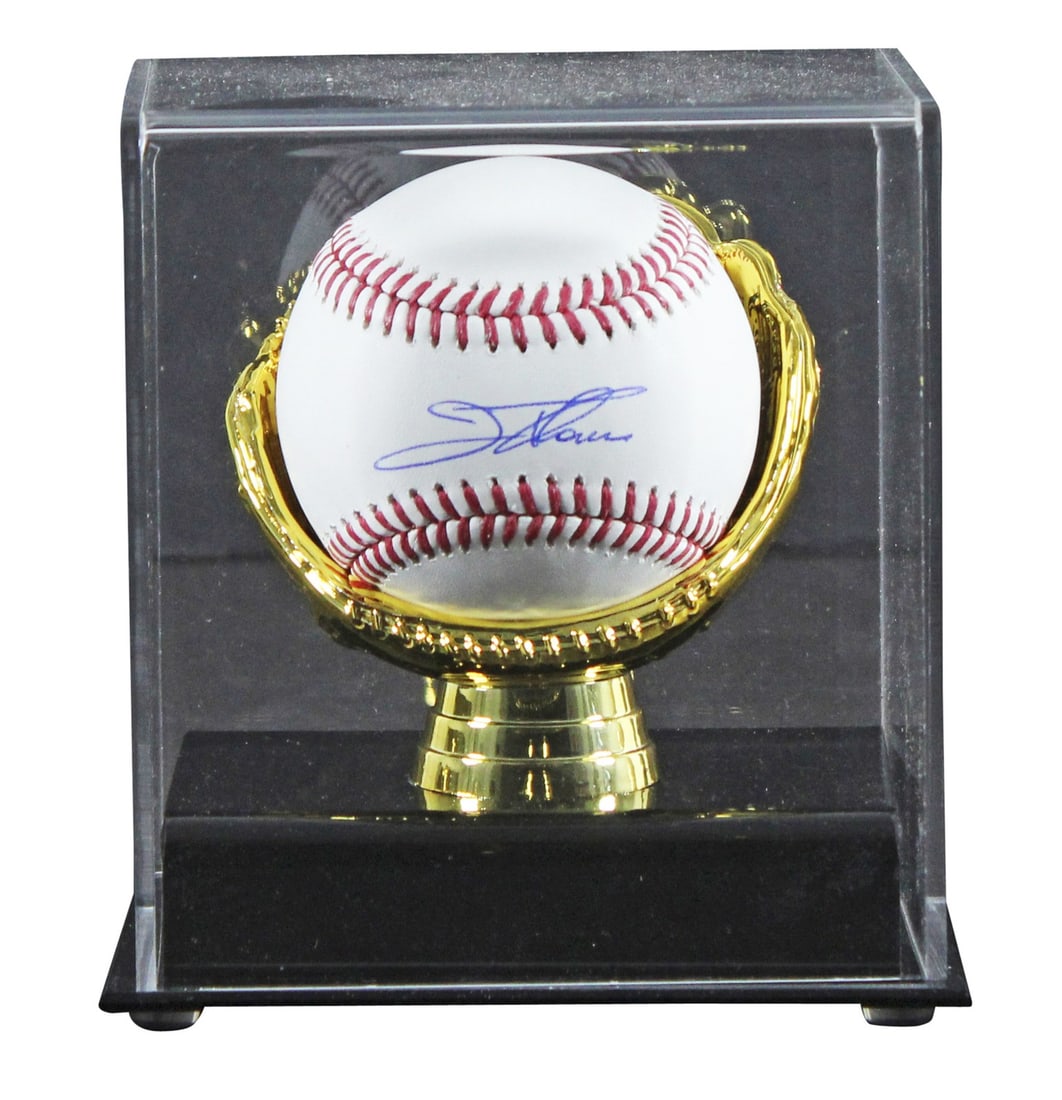 Jim Thome Signed Manfred Oml Baseball with Beckett BAS Authentication: Jim Thome Signed Manfred Oml Baseball with Beckett BAS Authentication This authentic Jim Thome signed Manfred Oml baseball is a must-have for any Cleveland Indians fan. The baseball comes with a premi