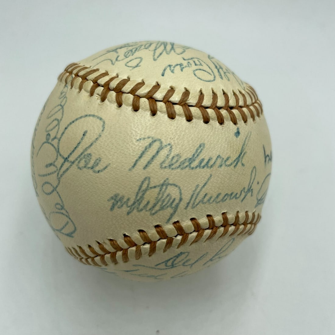 1947 St. Louis Cardinals Team Signed Baseball with Stan Musial JSA COA: 1947 St. Louis Cardinals Team Signed Baseball with Stan Musial JSA COA This is a stunning 1947 St. Louis Cardinals Team Signed Official National League Baseball featuring 25 signatures, including that