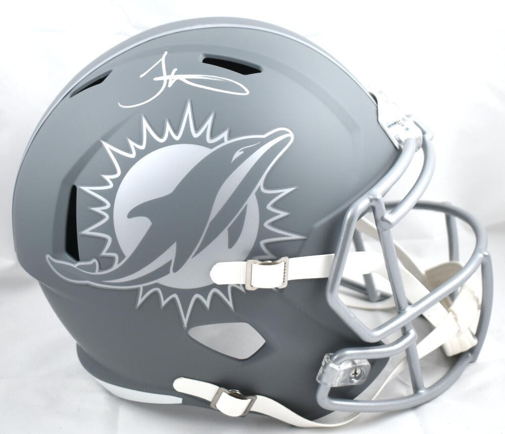 Tyreek Hill Signed Miami Dolphins Full Size Helmet Beckett Coa (1 of 10)