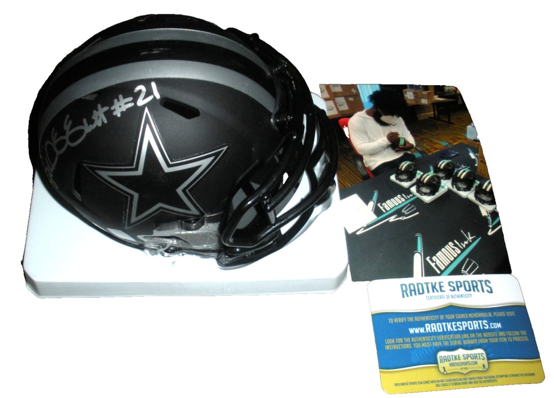 Ezekiel Elliott Dallas Cowboys Signed Mini Helmet with COA (1 of 2)