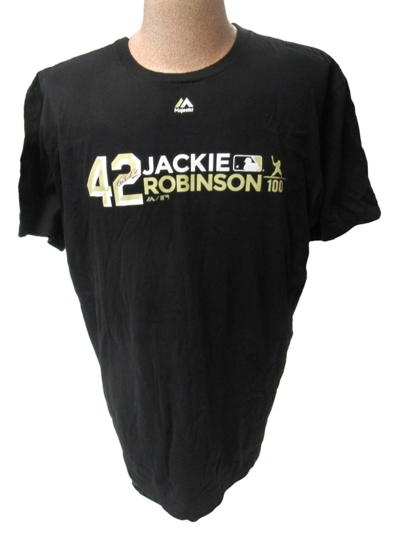 Carlos Correa Autographed Game Worn Batting Practice Shirt PSA/DNA (1 of 5)