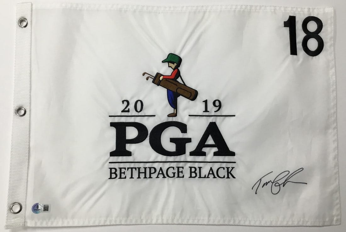 Tom Lehman Signed 2019 PGA Bethpage Black #18 Flag Beckett Authenticated (1 of 4)