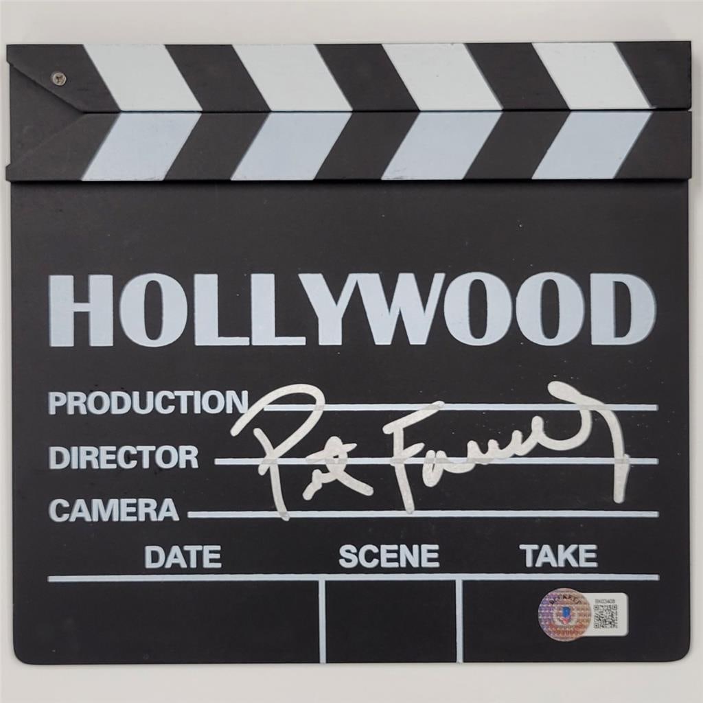 Peter Farrelly Signed Kingpin Clap Board with Beckett Authentication: Peter Farrelly Signed Kingpin Clap Board with Beckett Authentication This authentic clapboard clapper, signed by Peter Farrelly, is a unique collectible for fans of the film 'Kingpin.' The signature h