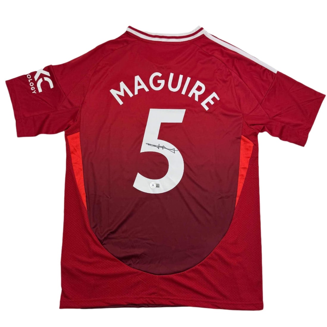 Signed Harry Maguire Manchester United Jersey Beckett Certified (1 of 4)