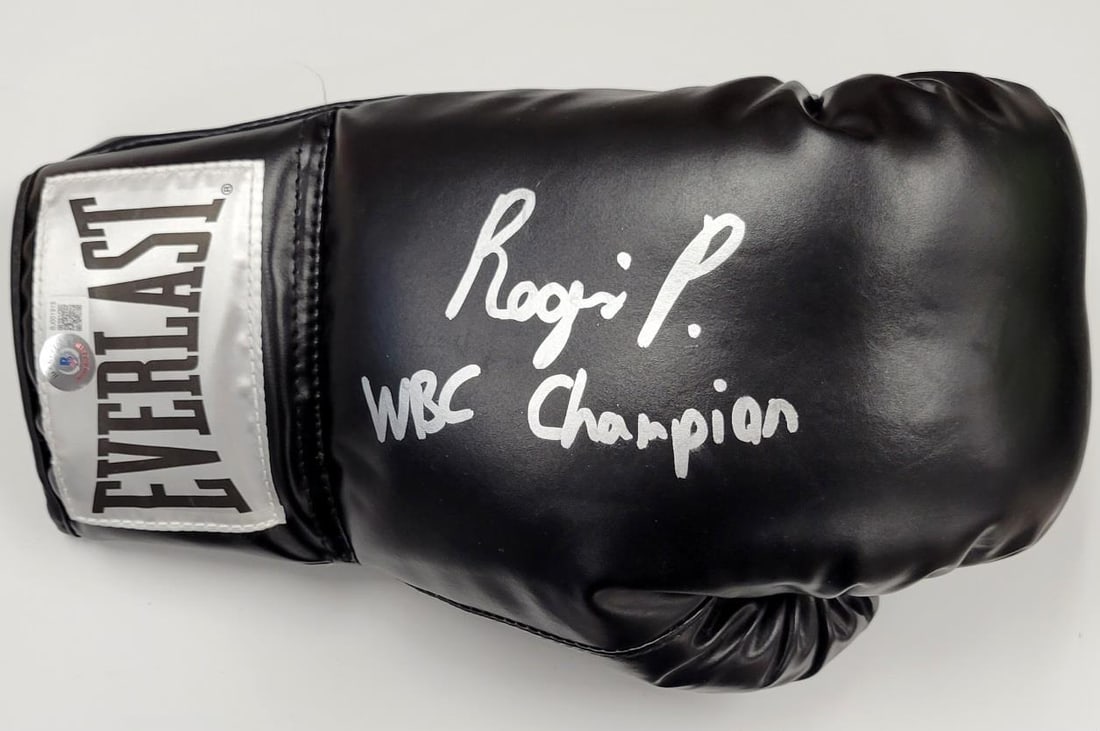 Regis Prograis Signed Boxing Glove WBC Champion Beckett Authenticated (1 of 4)