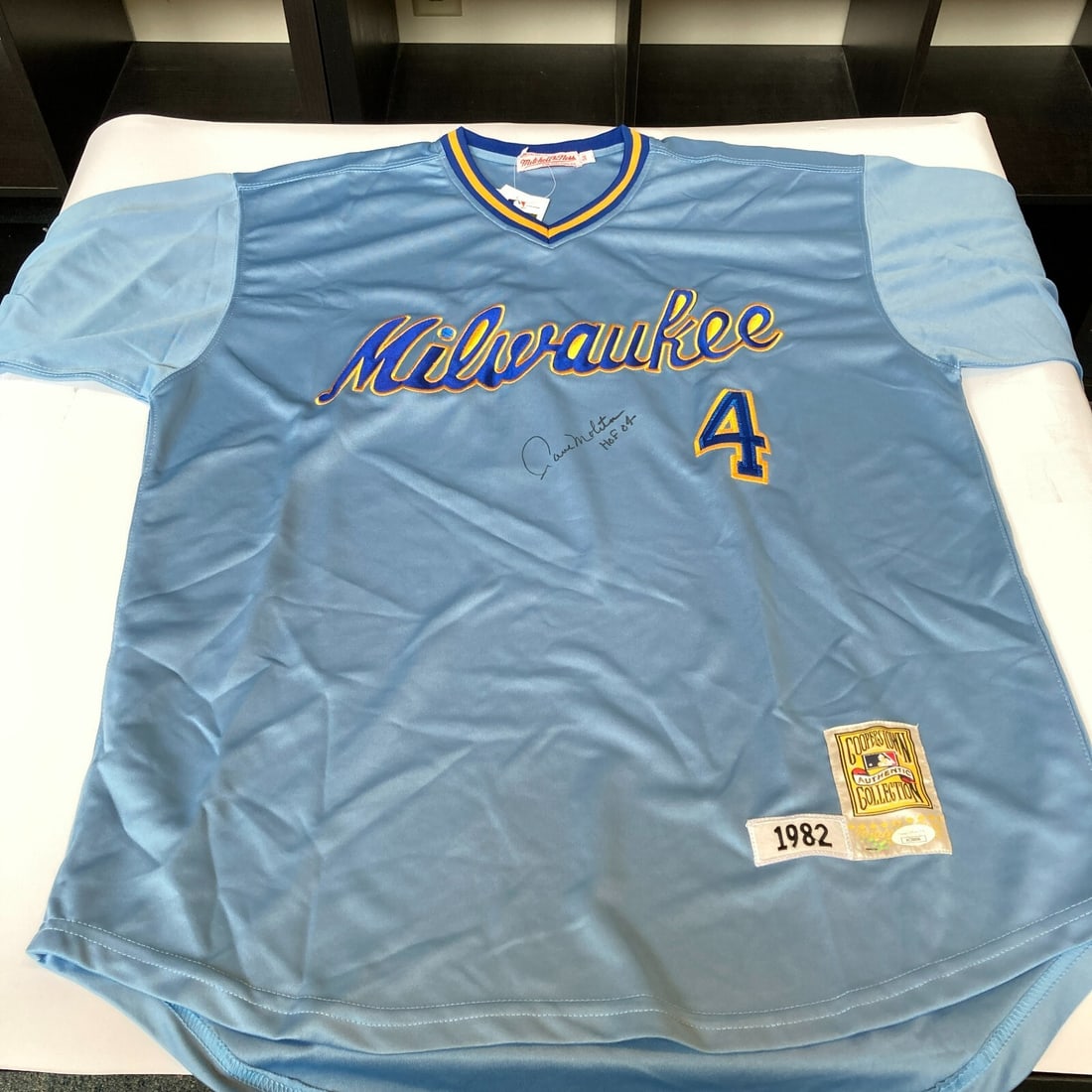 Paul Molitor 1982 Milwaukee Brewers Signed Jersey JSA COA (1 of 8)