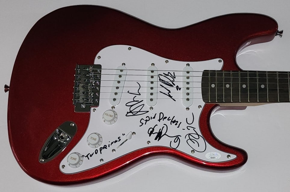 Spin Doctors Autographed Guitar Inscribed by Chris Barron +3 JSA Certified (1 of 4)