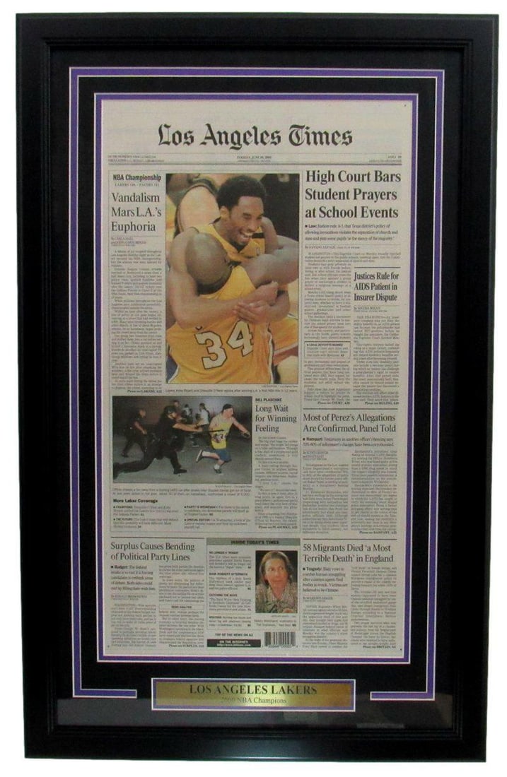 Framed 2000 LA Lakers NBA Champs Newspaper Kobe Shaq 20x30 (1 of 2)