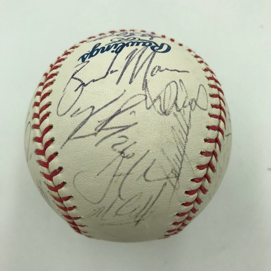 2011 Seattle Mariners Signed Baseball Ichiro Suzuki Felix Hernandez (1 of 6)